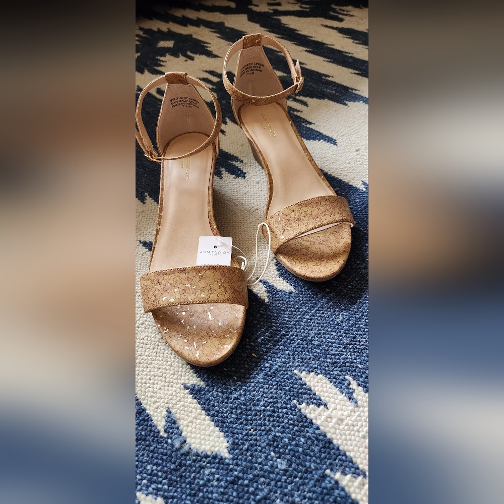 NWT Ann Taylor Wedge Shoe
